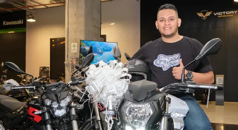 2-vehiculo-moto-estrena-la-moto-perfecta-para-tu-dia-a-dia